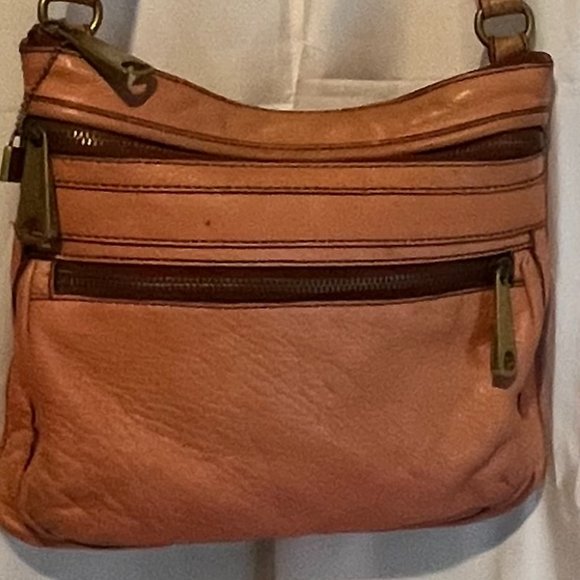 Vintage Fossil pebbled Leather Flat Crossbody Bag in EUC - Picture 2 of 9